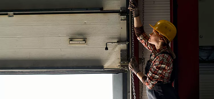 Addressing Common Garage Door Stoppage Issues in Austintown, OH